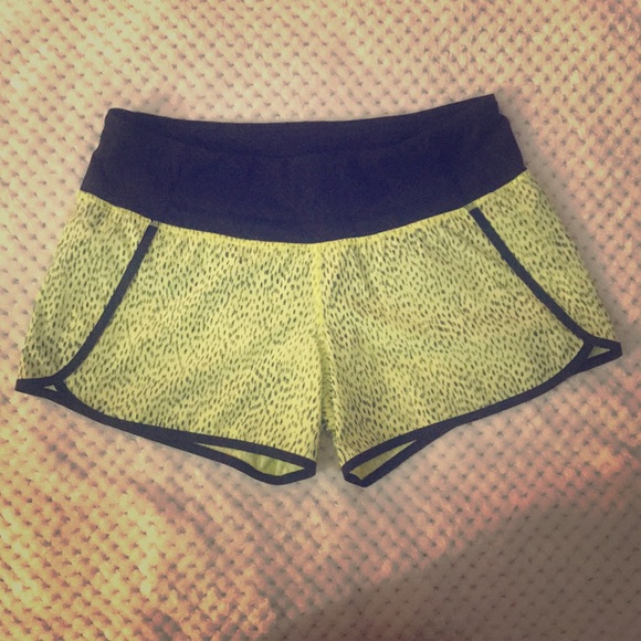 lululemon athletica Pants - **RARE** Lululemon Speed Short